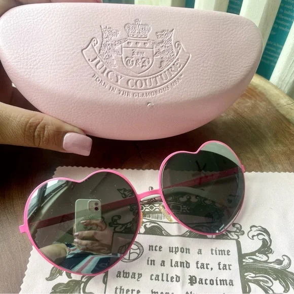 Juicy Couture Hot Pink Lolita Heart Shaped Sunglasses with Case RARE/HTF - Picture 3 of 12